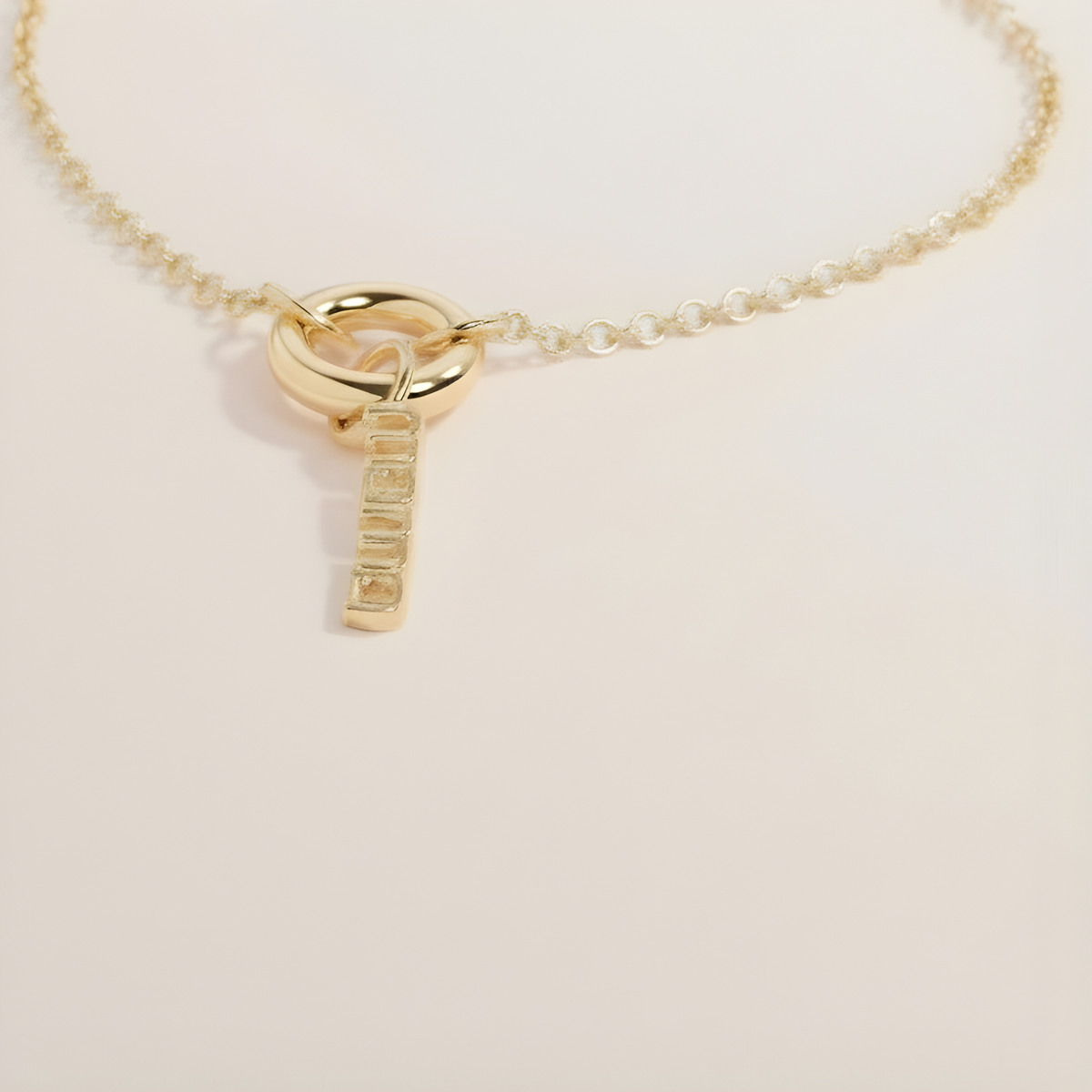 The Mama Charm Necklace Set