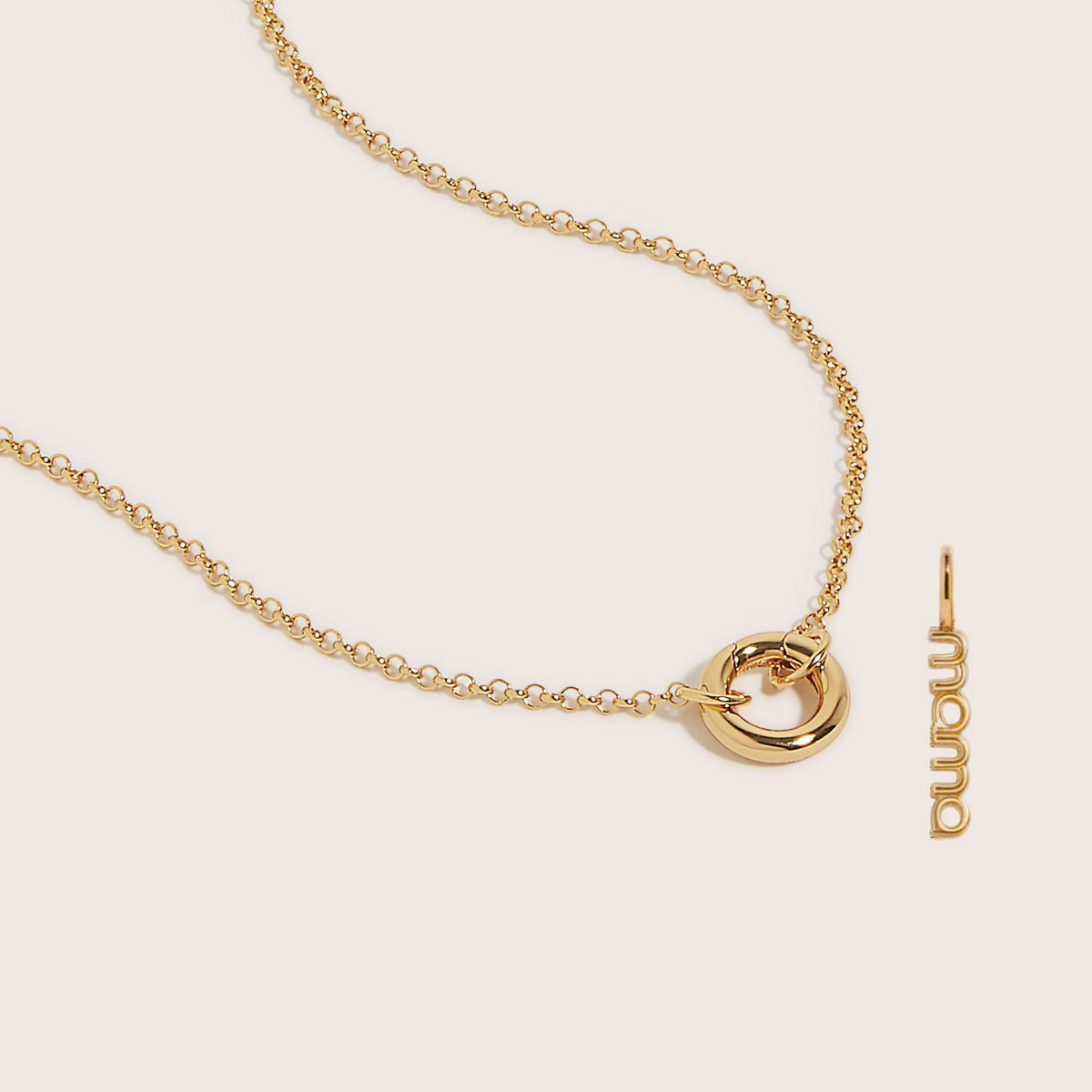 The Mama Charm Necklace Set