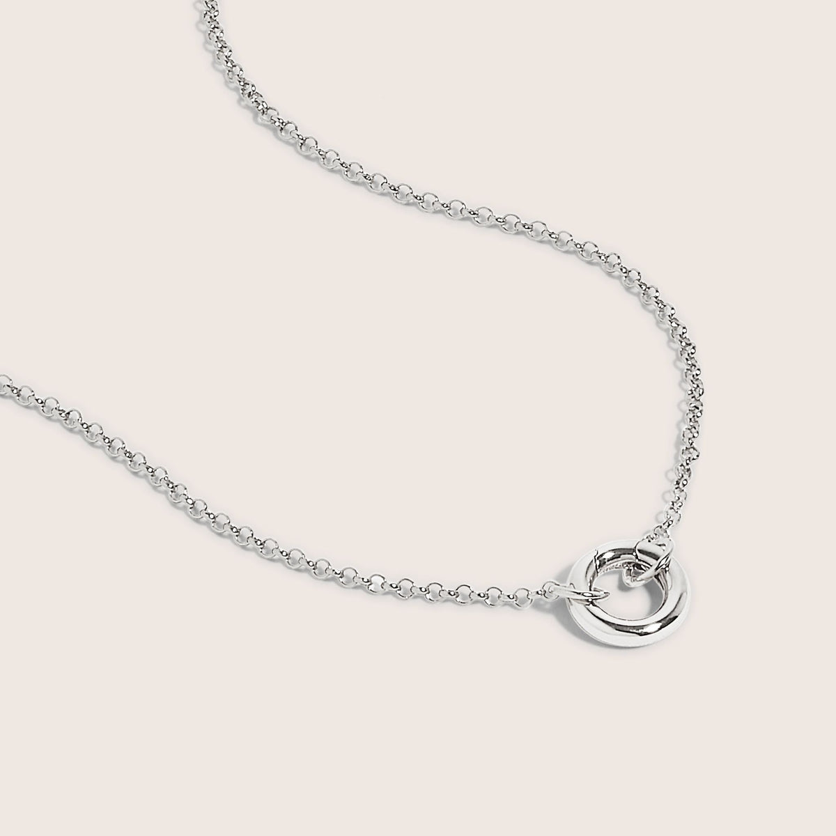 The Mama Charm Necklace Set