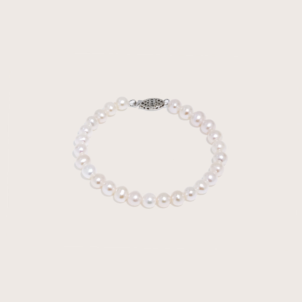 The Classic Pearl Set