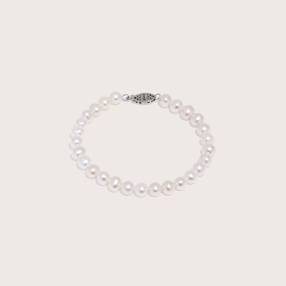 The Classic Pearl Set